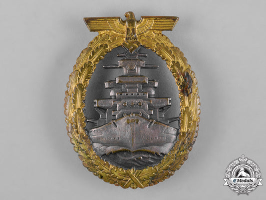 germany,_kriegsmarine._a_high_seas_fleet_badge,_by_c._schwerin&_sohn_c18-053491