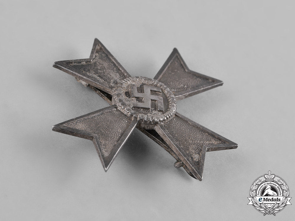 germany,_third_reich._a_war_merit_cross,_i_class,_by_friedrich_orth_c18-053501