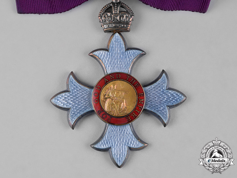 united_kingdom._a_most_excellent_order_of_the_british_empire,_commander's_badge(_cbe)_for_ladies,_c._c18-054113