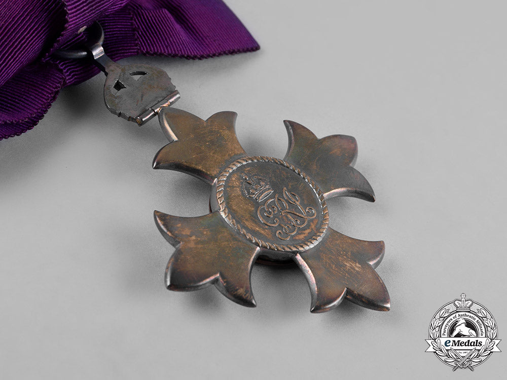 united_kingdom._a_most_excellent_order_of_the_british_empire,_commander's_badge(_cbe)_for_ladies,_c._c18-054116