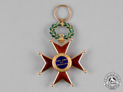 vatican._an_order_of_st._gregory_the_great_for_civil_merit_in_gold,_v_class_knight,_c.1900_c18-054330_1_1