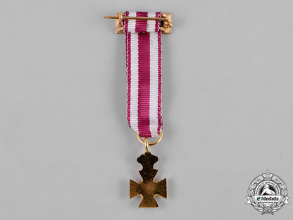 spain,_kingdom._a_military_order_of_st._hermenegildo,_gold_cross_with_miniature_c.1930_c18-054421_1