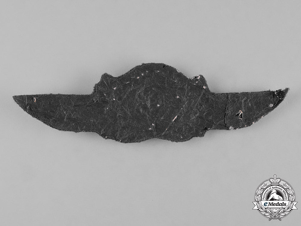 germany,_luftwaffe._a_luftwaffe_officer’s_visor_cap_cockade_and_wreath_c18-054460