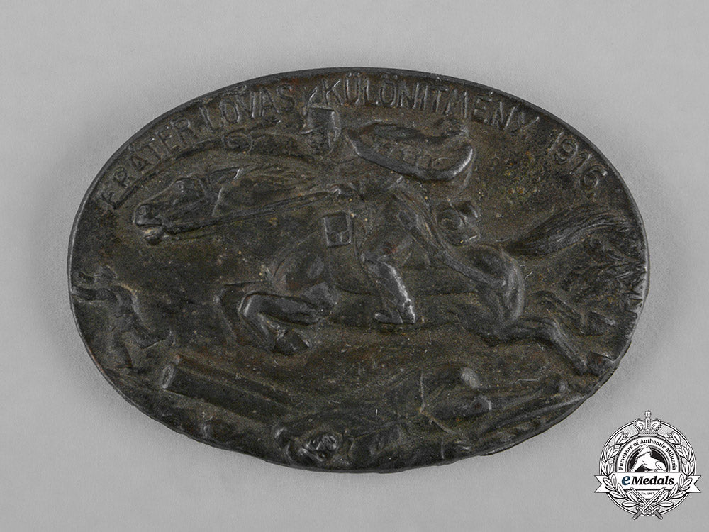 austria-_hungary,_imperial._a1915_cavalry_cap_badge_c18-054488