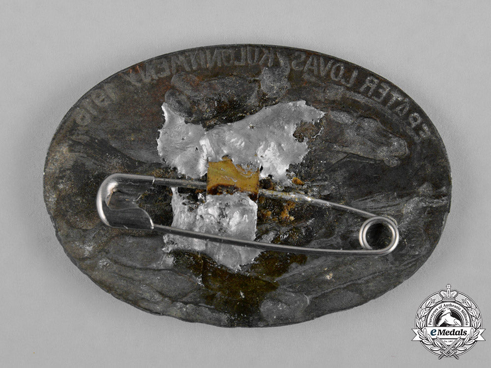 austria-_hungary,_imperial._a1915_cavalry_cap_badge_c18-054489