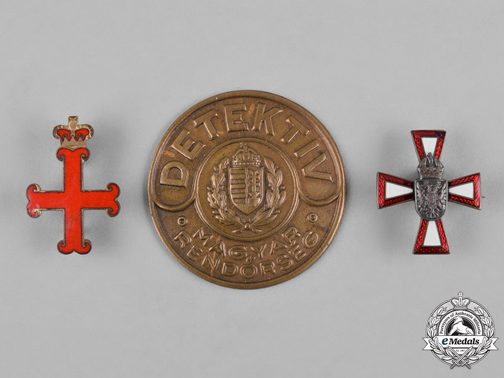 hungary,_kingdom._three_badges&_insignia_c18-054507_1