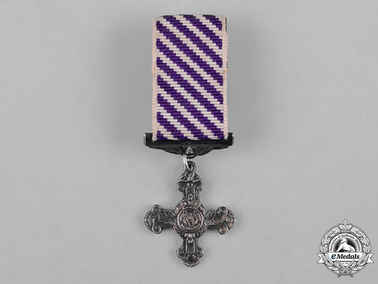 united_kingdom._a_distinguished_flying_cross_miniature_c18-054511