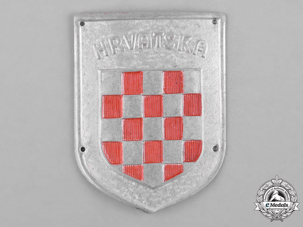 croatia,_independent_state._an_italian-_croatian_legion_badge_c18-054522