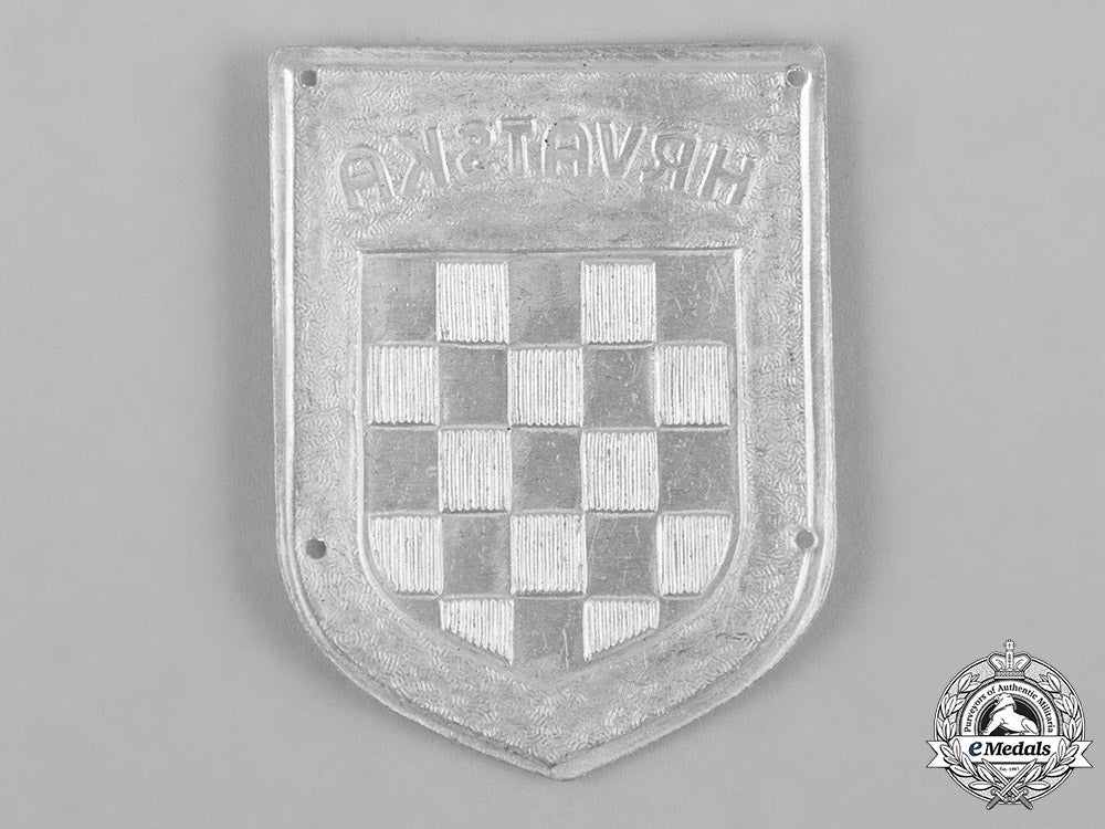 croatia,_independent_state._an_italian-_croatian_legion_badge_c18-054523