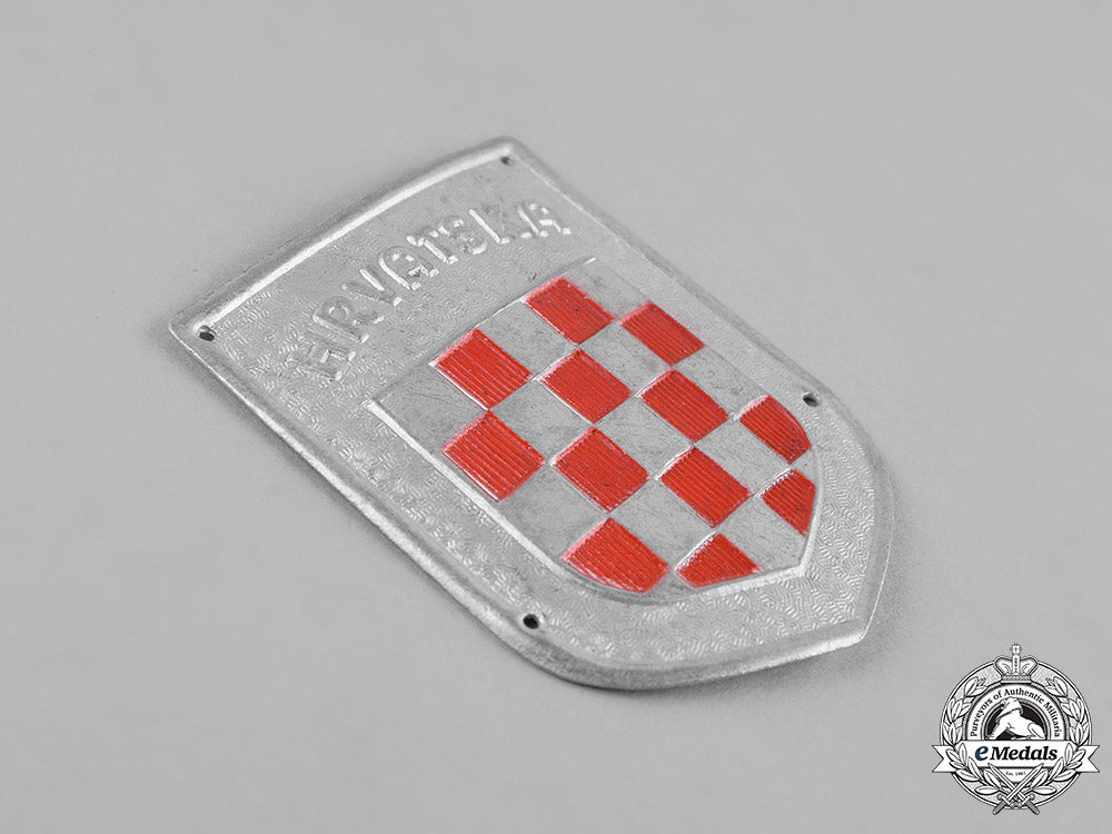 croatia,_independent_state._an_italian-_croatian_legion_badge_c18-054524
