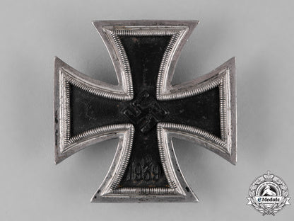 germany,_wehrmacht._a1939_iron_cross_i_class_by_steinhauer&_lück_with_case_c18-054578
