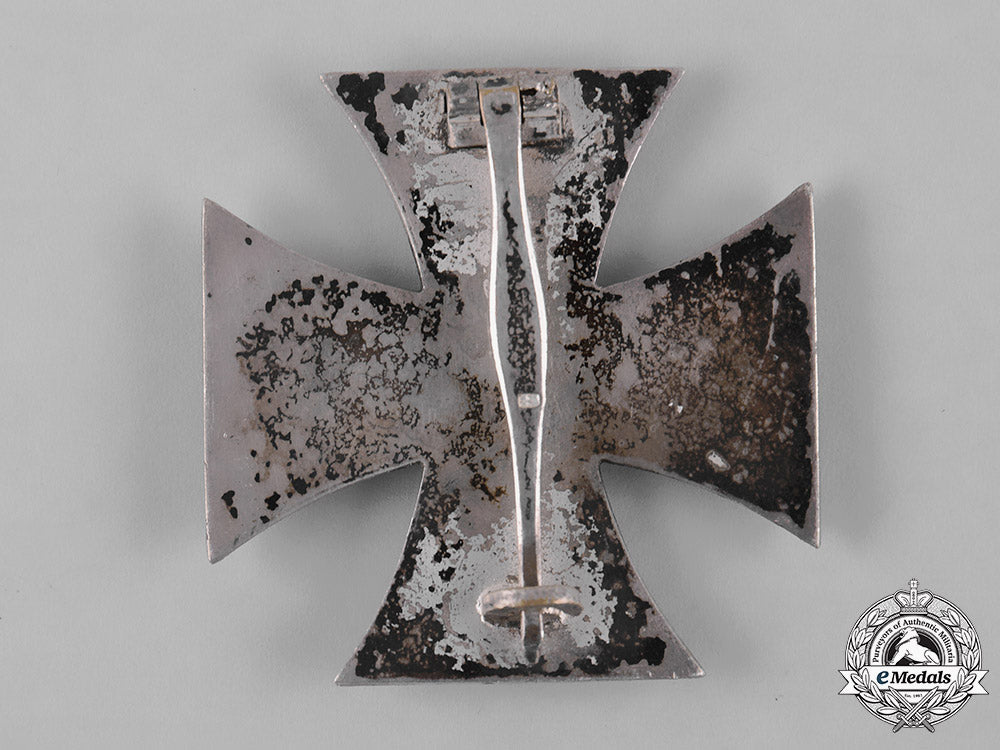 germany,_wehrmacht._a1939_iron_cross_i_class_by_steinhauer&_lück_with_case_c18-054579
