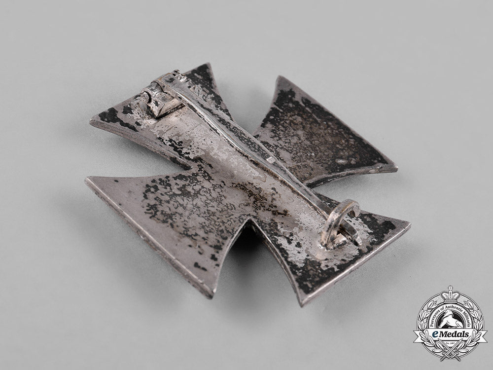 germany,_wehrmacht._a1939_iron_cross_i_class_by_steinhauer&_lück_with_case_c18-054580