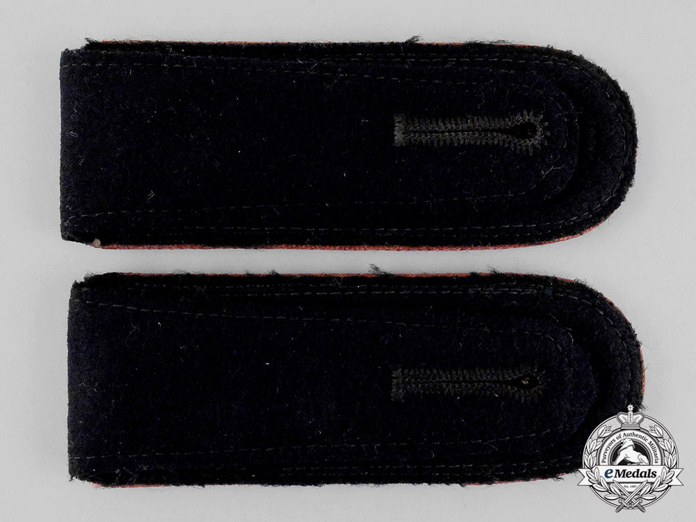 germany._a_pair_of_waffen-_ss_panzer_unterscharführer_shoulder_straps_c18-0546