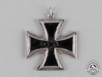 germany,_wehrmacht._a1939_iron_cross_ii_class_miniature_pendant_c18-054647