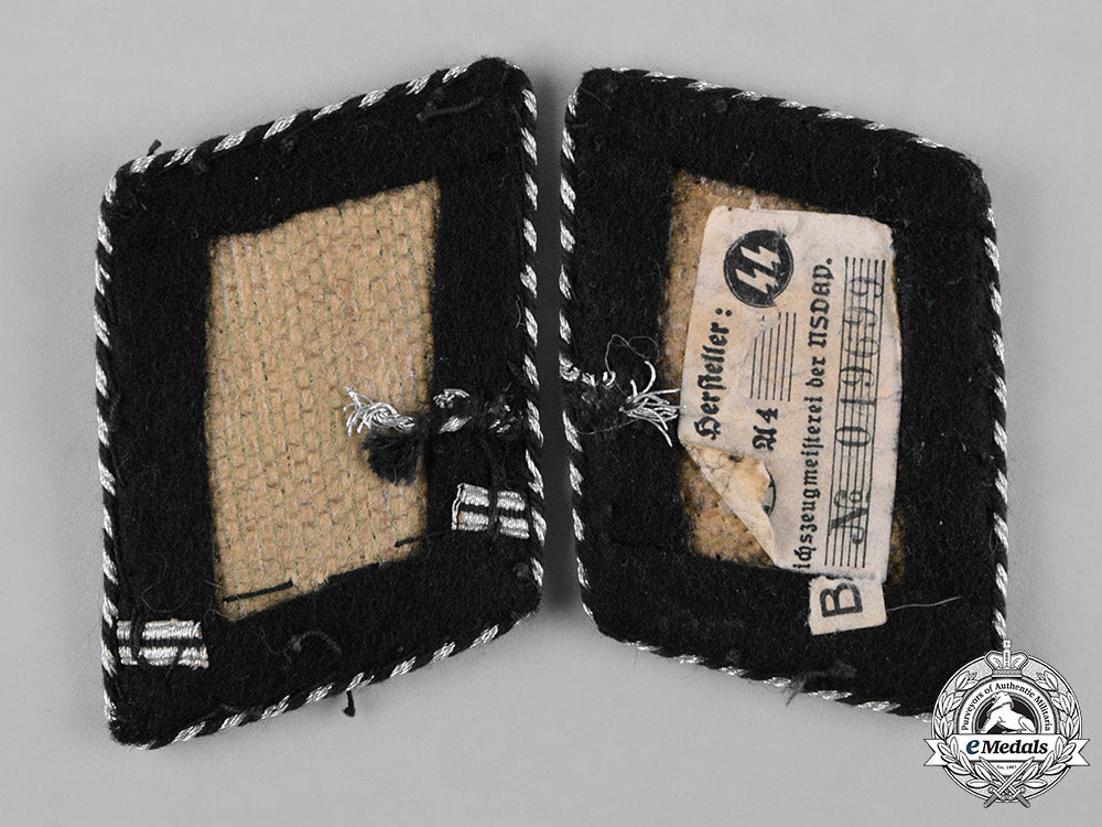 germany,_ss._a_set_of_ss-_totenkopfverbände_sturmmann_ii_pattern_collar_tabs_c18-054749_1