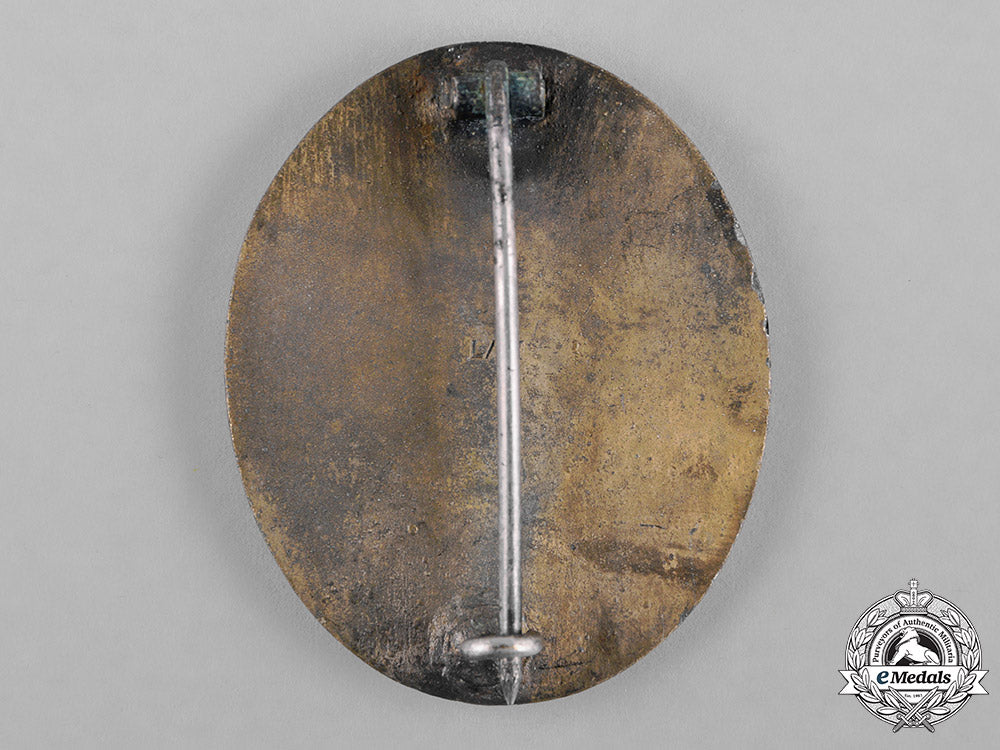 germany,_wehrmacht._a_cased_wound_badge,_gold_grade,_by_wilhelm_deumer_c18-055069