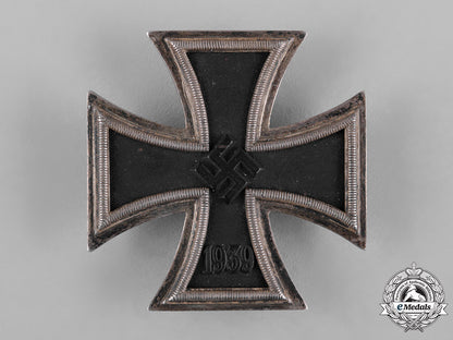 germany,_wehrmacht._a1939_iron_cross_i_class_by_c.f._zimmermann_c18-055140