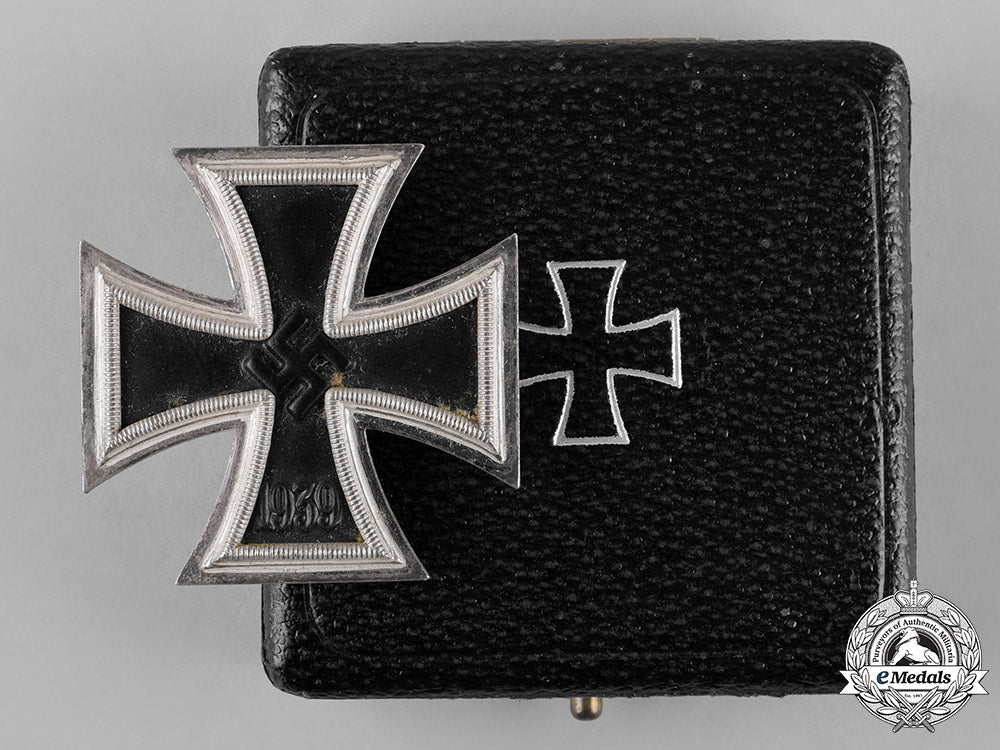 germany,_wehrmacht._a_cased1939_iron_cross_i_class_by_wilhelm_deumer_c18-055168