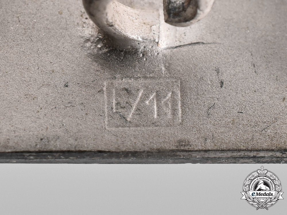 germany,_wehrmacht._a_cased1939_iron_cross_i_class_by_wilhelm_deumer_c18-055175