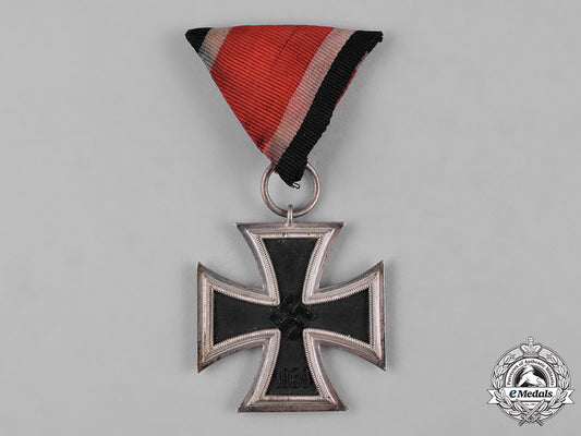germany,_wehrmacht._a1939_iron_cross_ii_class_c18-055200