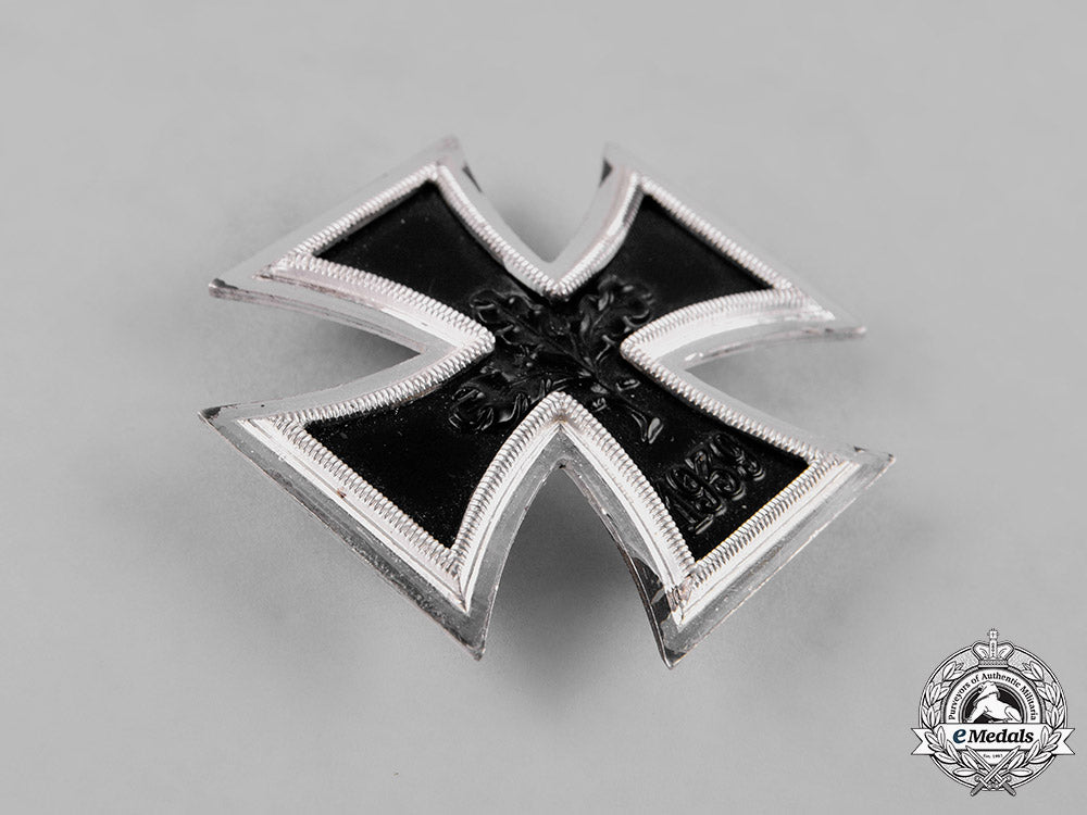 germany,_wehrmacht._a1939_iron_cross_i_class,1957_issue_c18-055211