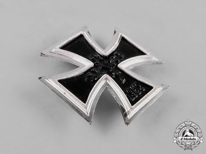 germany,_wehrmacht._a1939_iron_cross_i_class,1957_issue_c18-055211