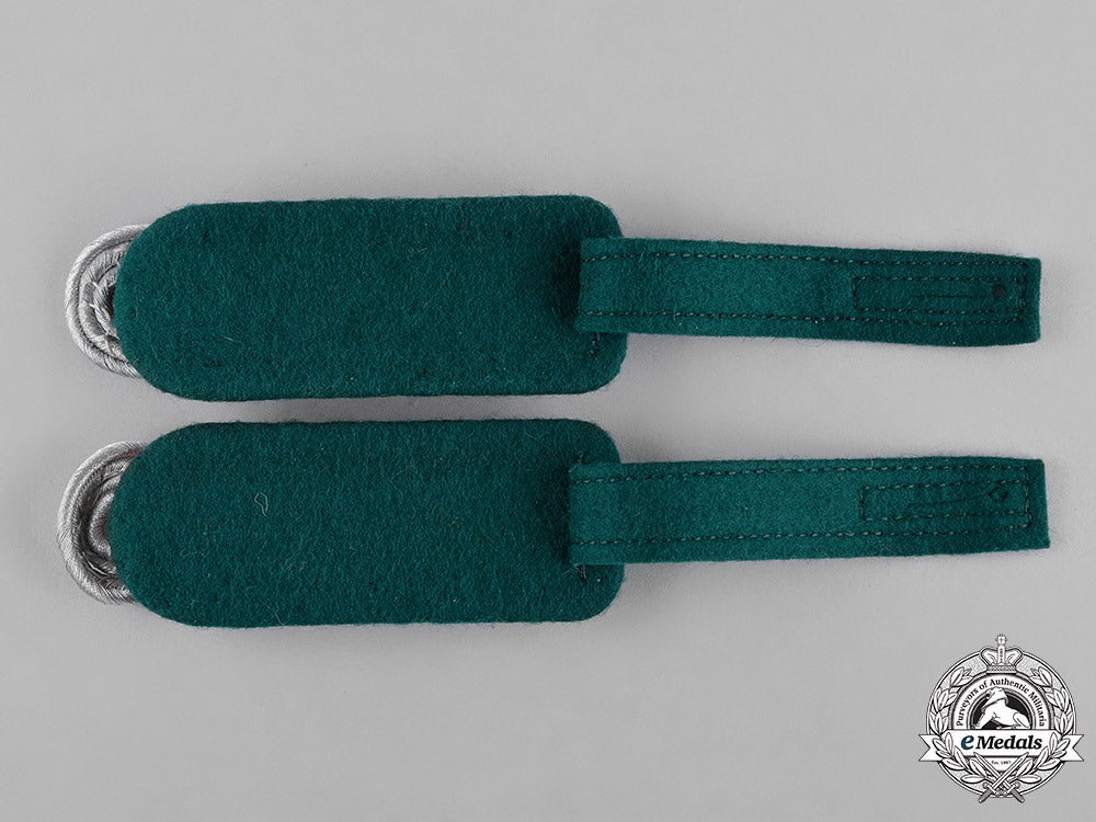 germany,_heer._a_pair_of_heer(_army)_gebirgsjäger_major_shoulder_boards_c18-055251