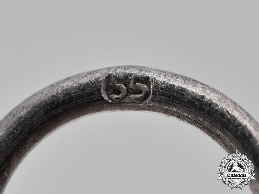 germany,_wehrmacht._a1939_iron_cross_ii_class_by_j.e._hammer&_söhne_c18-055259