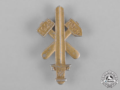 germany,_nsdap._a_gau_essen10-_year_badge_by_ferdinand_hoffstätter_c18-055353