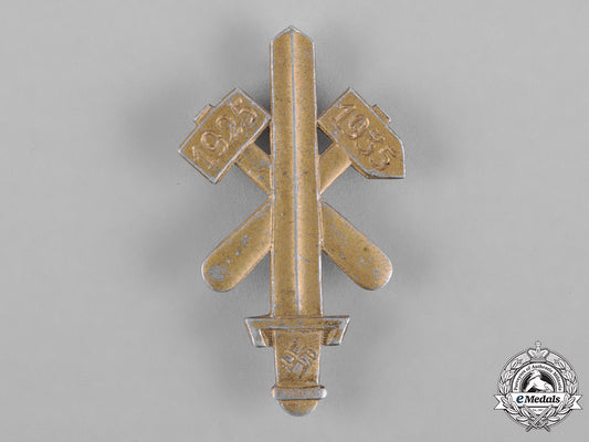 germany,_nsdap._a_gau_essen10-_year_badge_by_ferdinand_hoffstätter_c18-055353