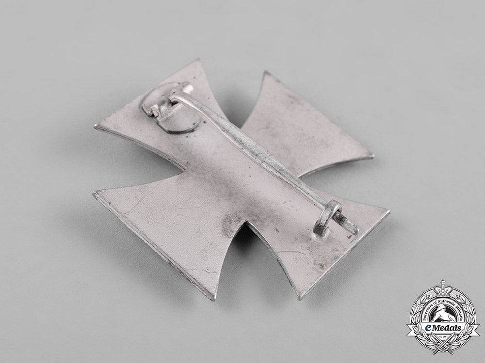 germany,_imperial._a1914_iron_cross,_i_class_c18-055381