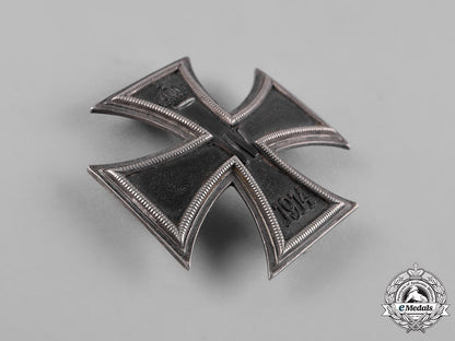 germany,_imperial._a1914_iron_cross,_i_class,_engraved_version_c18-055386
