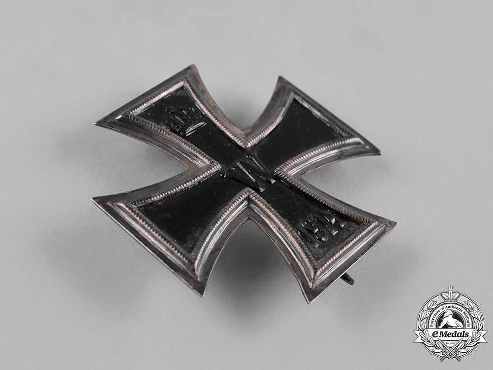 germany,_imperial._a_cased1914_iron_cross_i_class_in_case_c18-055425