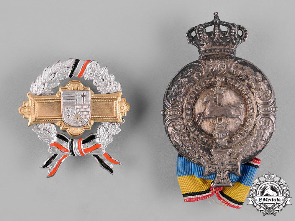 germany,_imperial._a_pair_of_regimental_badges_c18-055449
