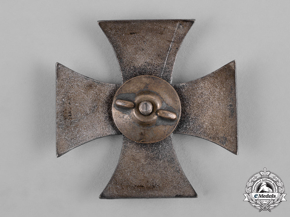 germany,_imperial._a1914_iron_cross_i_class_c18-055524_1