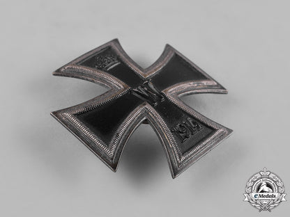 germany,_imperial._a1914_iron_cross_i_class_c18-055525_1