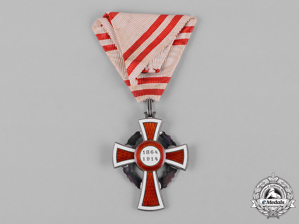 austria,_imperial._a_decoration_for_services_to_the_red_cross,_c.1916_c18-055579