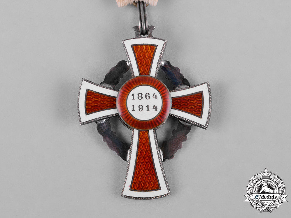 austria,_imperial._a_decoration_for_services_to_the_red_cross,_c.1916_c18-055581