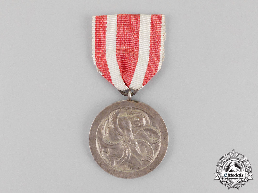 hamburg,_free_city._a_life_saving_medal_c18-0556