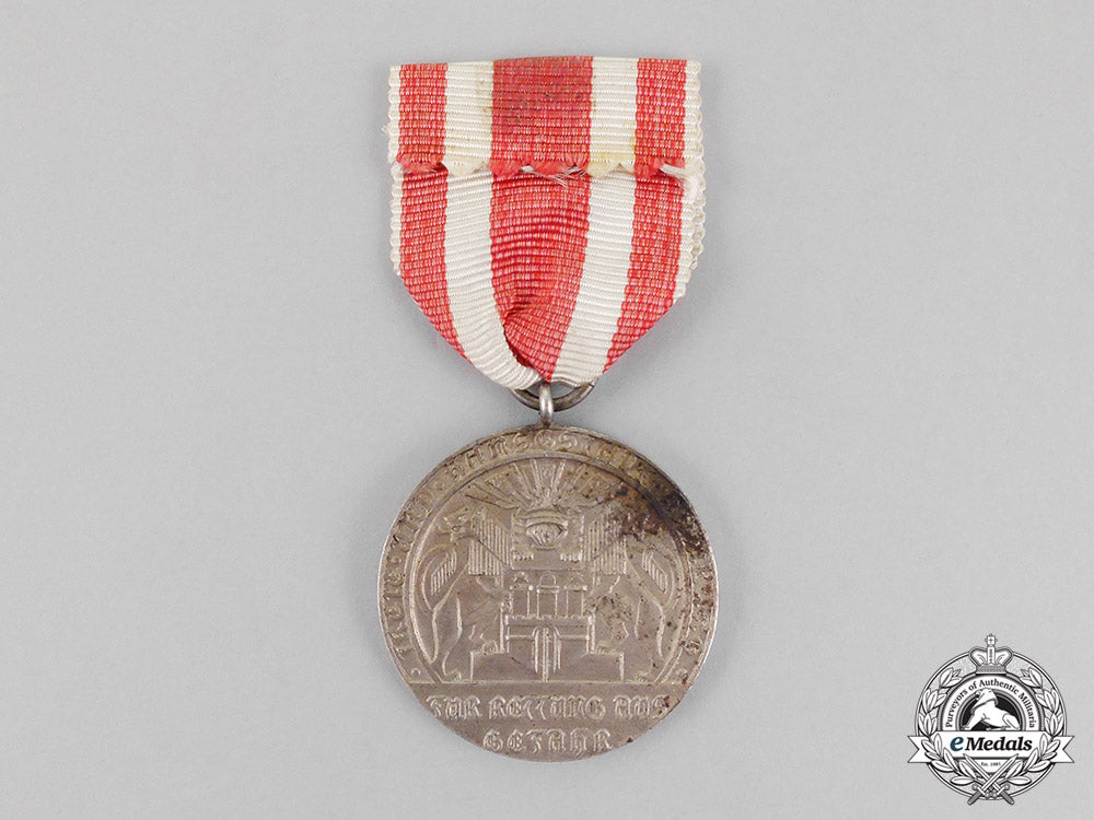 hamburg,_free_city._a_life_saving_medal_c18-0557