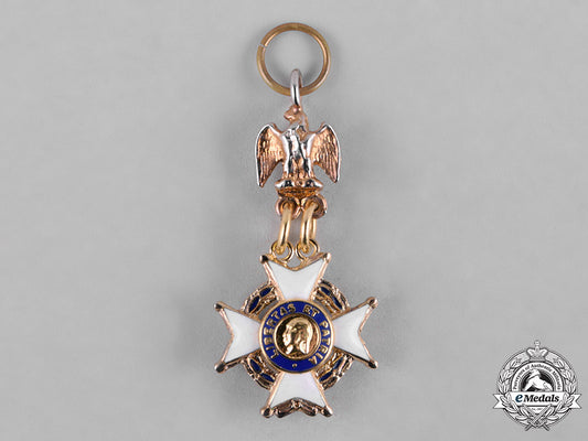united_states._a_miniature_national_society_of_the_sons_of_the_american_revolution_membership_badge_c18-055714_1