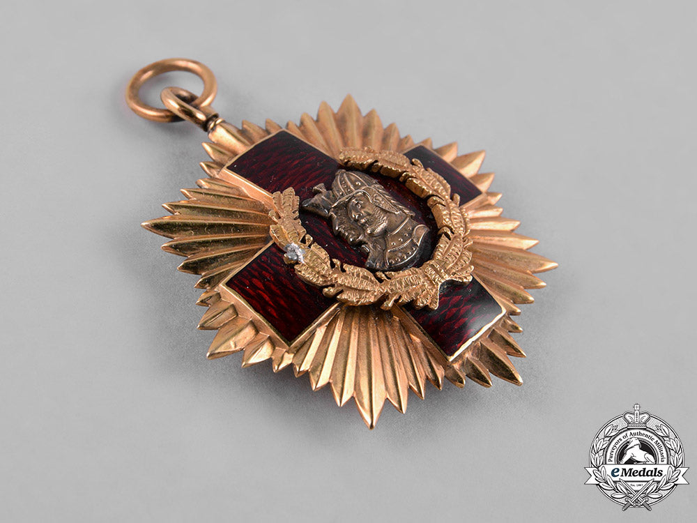 united_states._an_order_of_the_founders_and_patriots_of_america_membership_badge_in_gold_c18-055759_1