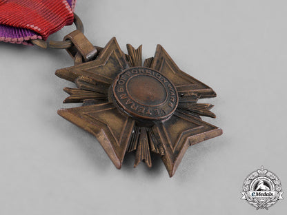 united_states._a_veterans_of_foreign_wars,_eighth_corps_medal_for_the_philippines,_c.1905_c18-055777_1