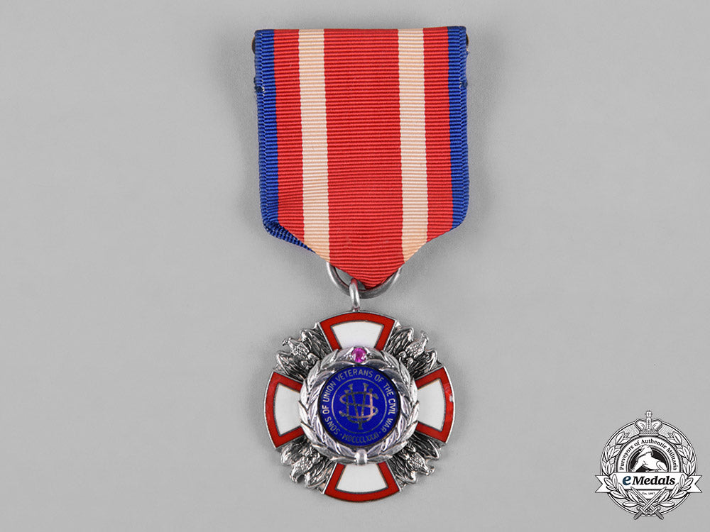 united_states._a_sons_of_union_veterans_of_the_civil_war_badge,_commander,_maine_department1955_c18-055851_1
