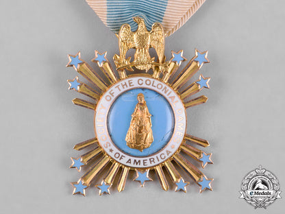 united_states._an_american_society_of_the_colonial_dames_of_america_badge_in_gold,1900_c18-055883