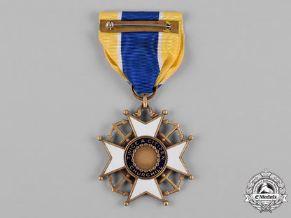 united_states._a_naval_reserve_association_membership_badge_c18-055930_1