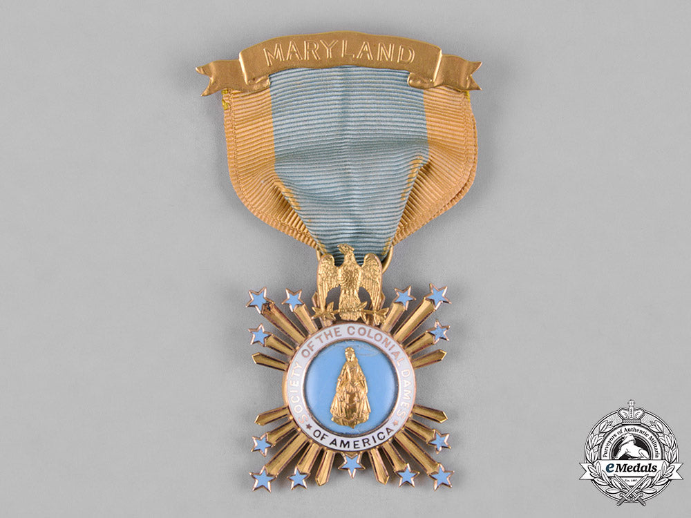 united_states._an_american_society_of_the_colonial_dames_of_america_badge,_mary_eugenie_martin1903_c18-055937_1