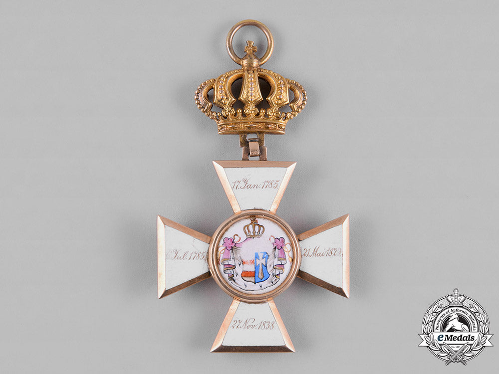 oldenburg,_grand_duchy._a_house&_merit_order_of_peter_frederick_louis_in_gold,_commander’s_cross,_c.1900_c18-055967_1_1_1_1_1_1_1_1_1_1