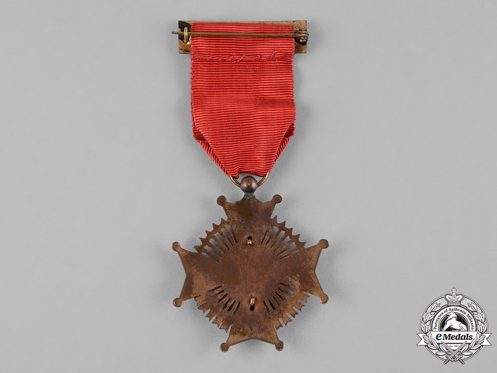 spain,_franco_period._an_order_of_cisneros,_knight,_c.1955_c18-056061_1_1